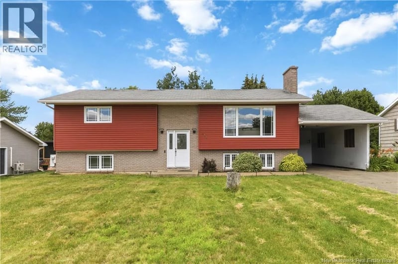 236 Chapelle Street, Dieppe, New Brunswick, E1A1B2, Dieppe, New Brunswick — photo 1 of 5
