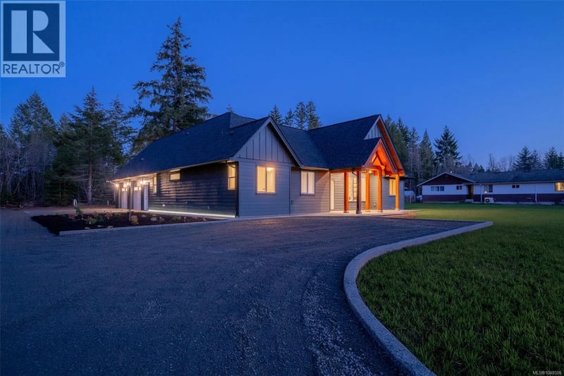 6537 Fayette Road, Port Alberni, British Columbia, V9Y8K3, Port Alberni, British Columbia — photo 1 of 5