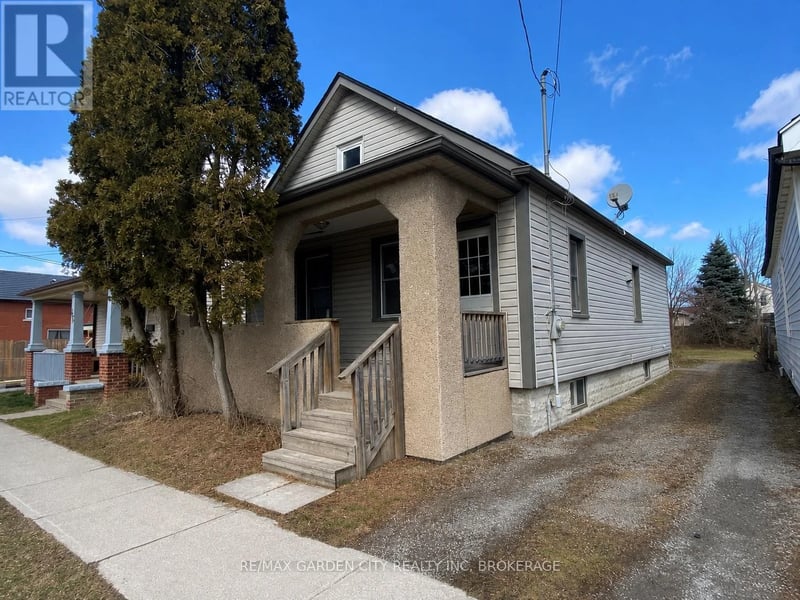 200 Lincoln Street, Welland (Lincoln/Crowland), Ontario, L3B4M9, Welland (Lincoln/Crowland), Ontario — photo 1 of 5