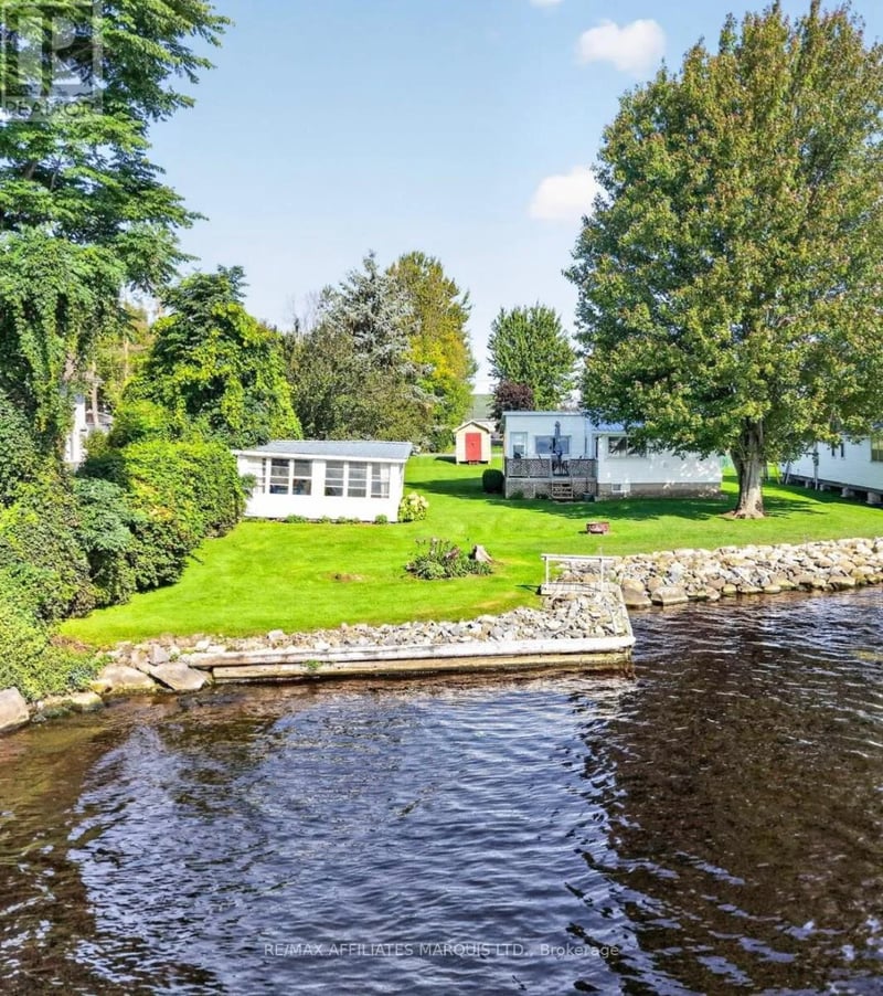 20450 Lakeview Street, South Glengarry, Ontario, K0C2E0, South Glengarry, Ontario — photo 1 of 5