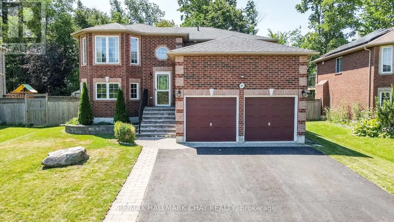 94 Sandringham Drive, Barrie (Innis-Shore), Ontario, L4M7J5, Barrie (Innis-Shore), Ontario — photo 1 of 5