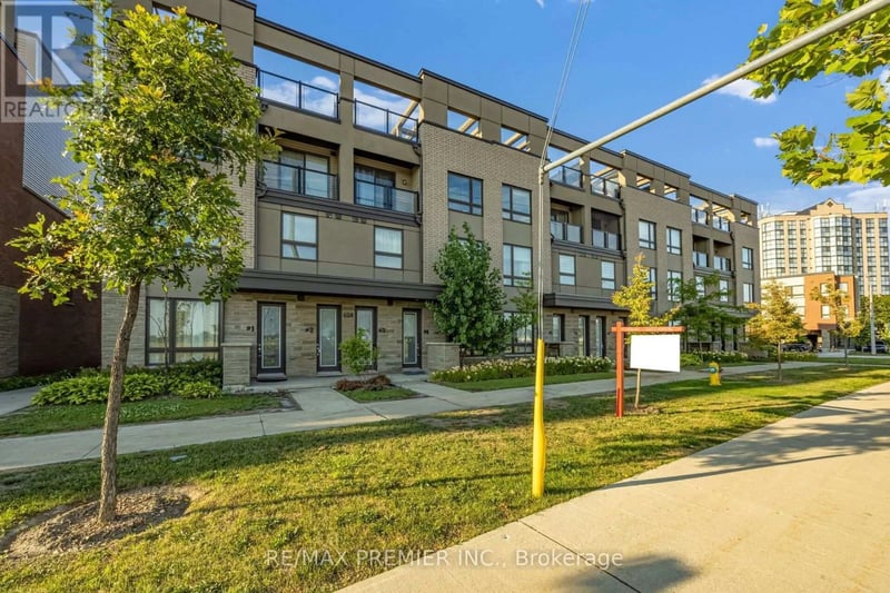 #4 624 Rexdale Boulevard, Toronto (West Humber-Clairville), Ontario, M9W0G1, Toronto (West Humber-Clairville), Ontario — photo 1 of 5