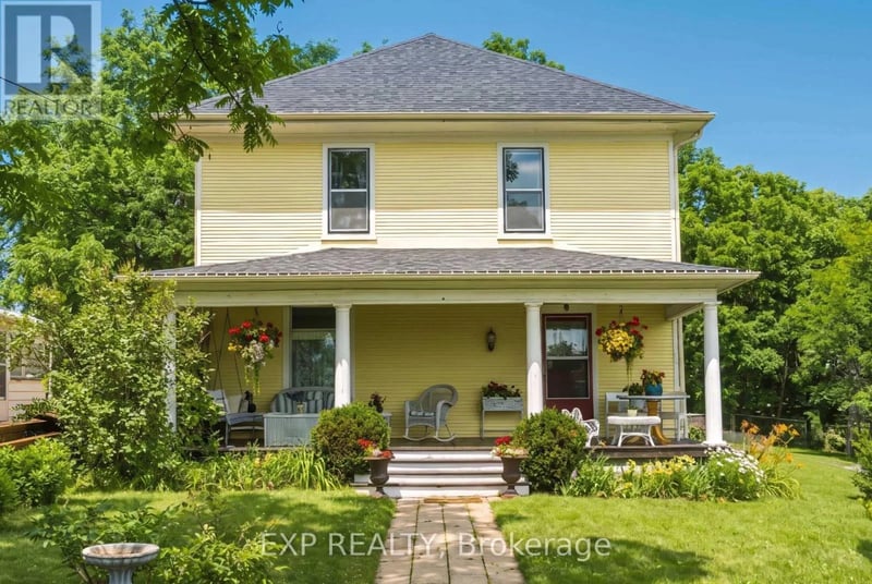 145 High Street, Georgina (Sutton & Jackson's Point), Ontario, L0E1R0, Georgina (Sutton & Jackson's Point), Ontario — photo 1 of 5