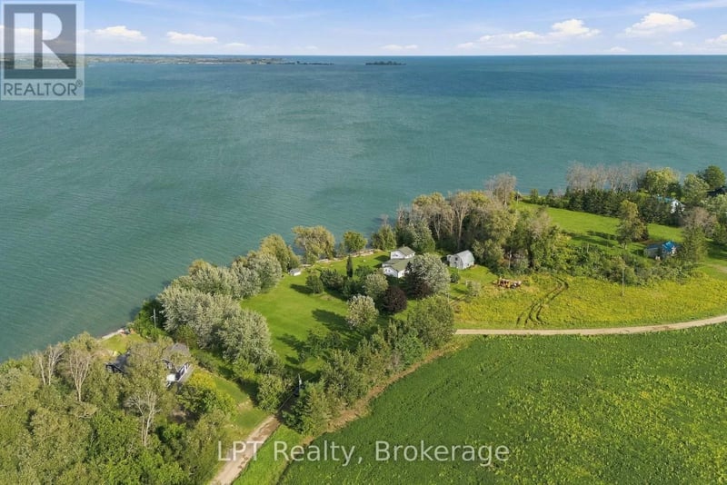 159 Point Pleasant Lane, Prince Edward County (North Marysburg Ward), Ontario, K0K2T0, Prince Edward County (North Marysburg Ward), Ontario — photo 1 of 5