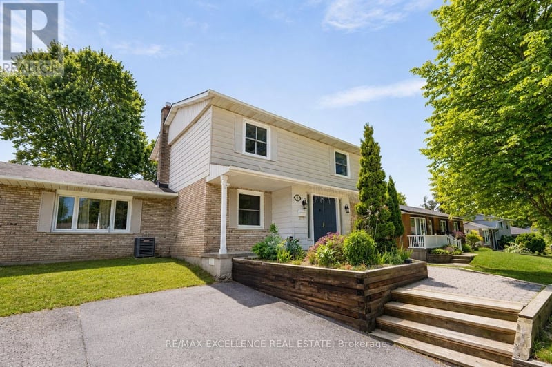 27 WADSWORTH Drive, Ingersoll (Ingersoll - South), Ontario, N5C3L3, Ingersoll (Ingersoll - South), Ontario — photo 1 of 5