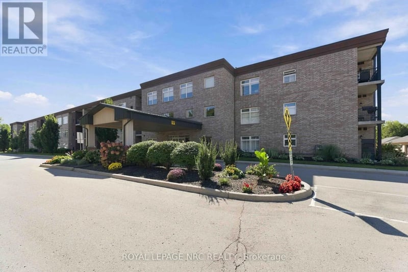 #312 4644 PETTIT Avenue, Niagara Falls (Morrison), Ontario, L2E0B4, Niagara Falls (Morrison), Ontario — photo 1 of 5