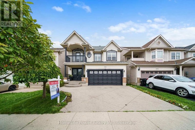 765 BRANDENBURG Boulevard, Waterloo, Ontario, N2T2W9, Waterloo, Ontario — photo 1 of 5