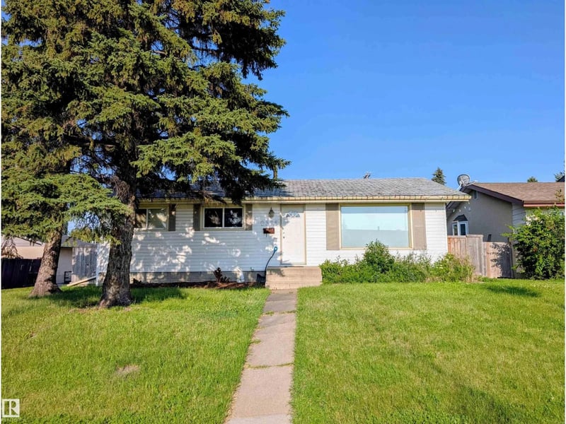 9325 168 ST NW, Edmonton, Alberta, T5R2W1, Edmonton, Alberta — photo 1 of 4