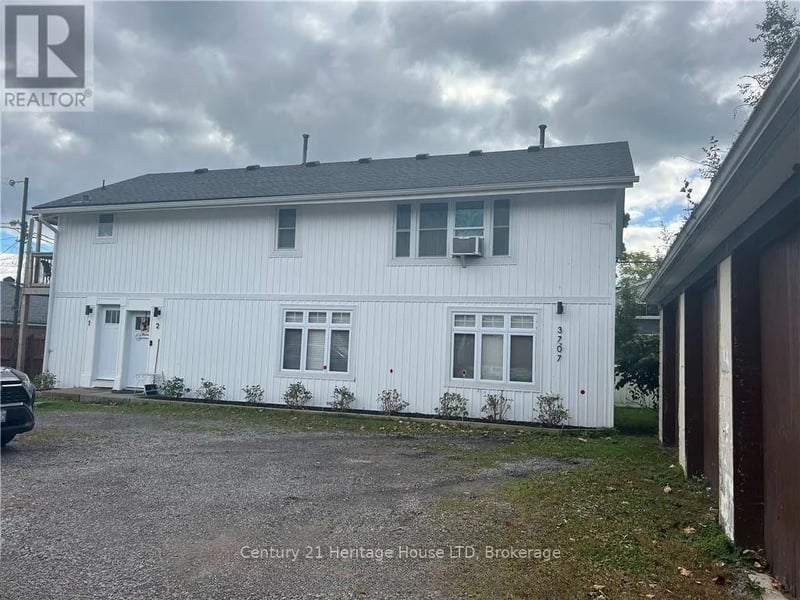 ##Lower 3707 Hershey Street, Fort Erie (Ridgeway), Ontario, L0S1N0, Fort Erie (Ridgeway), Ontario — photo 1 of 5