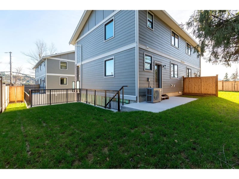 2469 BECK Road, Abbotsford, British Columbia, V2S4S3, Abbotsford, British Columbia — photo 1 of 5