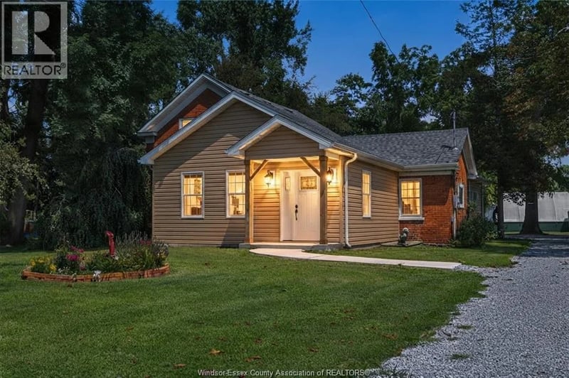 458 COUNTY RD 34 West, Kingsville, Ontario, N8M2X5, Kingsville, Ontario — photo 1 of 5