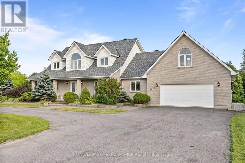 1436 Notre Dame Street, Russell, Ontario, K0A1W0, Russell, Ontario — photo 1 of 5