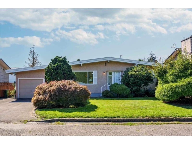 9835 ANGUS Drive, Chilliwack, British Columbia, V2P6A8, Chilliwack, British Columbia — photo 1 of 5