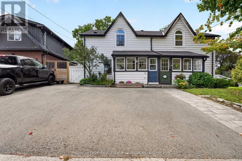 15 Charles Street, Halton Hills (Georgetown), Ontario, L7G2Z1, Halton Hills (Georgetown), Ontario — photo 1 of 5