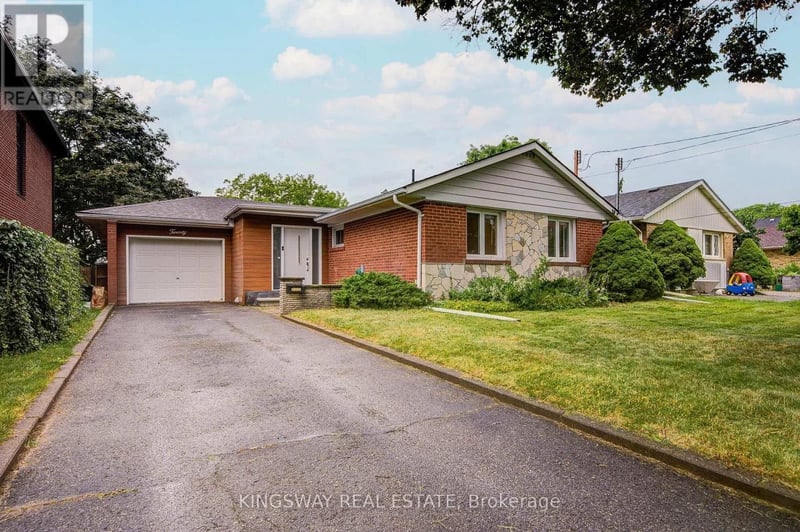 20 Wigmore Drive, Toronto (Victoria Village), Ontario, M4A2E5, Toronto (Victoria Village), Ontario — photo 1 of 5