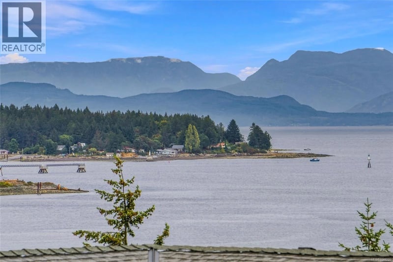 977 Highview Terrace, Nanaimo, British Columbia, V9R6K5, Nanaimo, British Columbia — photo 1 of 5