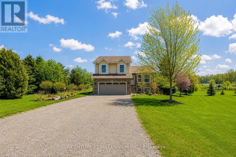 1100 Walker Street, Howick, Ontario, N0G2X0, Howick, Ontario — photo 1 of 5