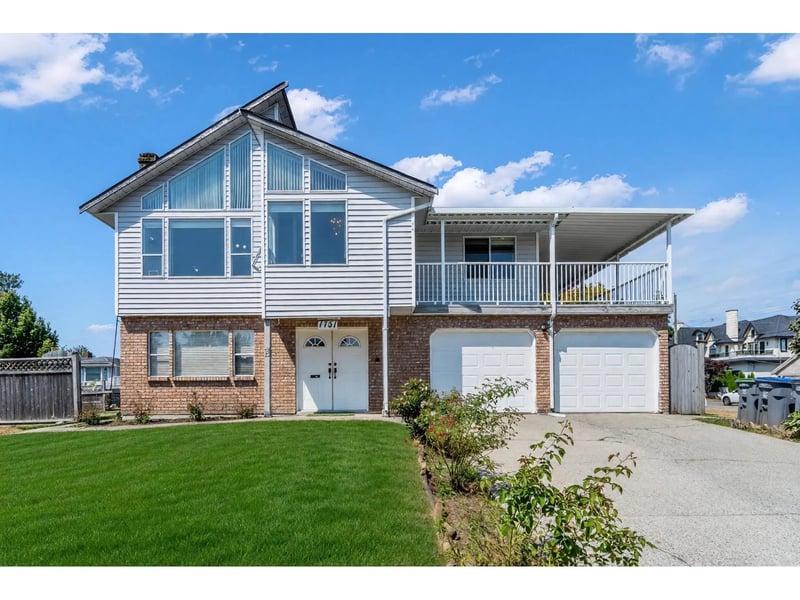 7737 123A Street, Surrey, British Columbia, V3W9H2, Surrey, British Columbia — photo 1 of 5