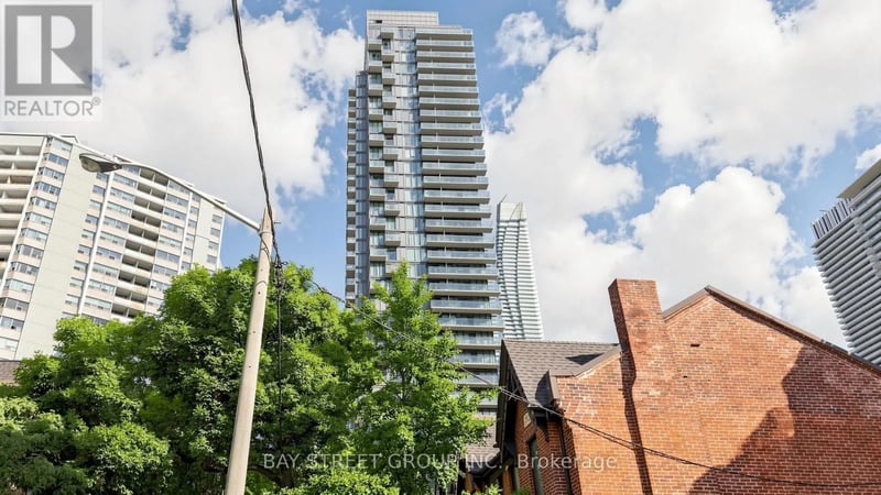 #311 75 St Nicholas Street, Toronto (Bay Street Corridor), Ontario, M4Y0A5, Toronto (Bay Street Corridor), Ontario — photo 1 of 5