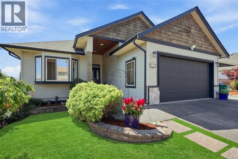 1752 White Blossom Way, Nanaimo, British Columbia, V9X1X6, Nanaimo, British Columbia — photo 1 of 5