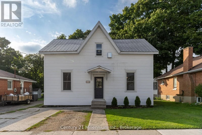 276 Edward Street, North Huron (Wingham), Ontario, N0G2W0, North Huron (Wingham), Ontario — photo 1 of 5