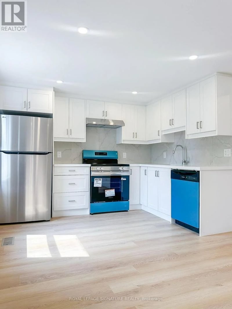#A122 27 Millen Avenue, Hamilton (Centremount), Ontario, L9A2T5, Hamilton (Centremount), Ontario — photo 1 of 5