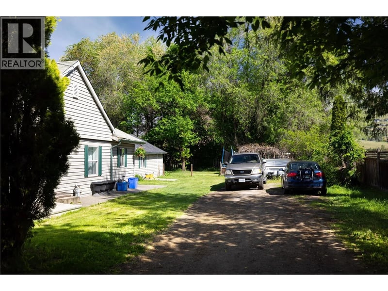 8997 Kalamalka Road, Coldstream, British Columbia, V1B3C2, Coldstream, British Columbia — photo 1 of 5