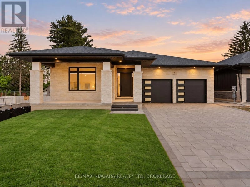 21 Accursi Crescent, Pelham (Fonthill), Ontario, L0S1E4, Pelham (Fonthill), Ontario — photo 1 of 5