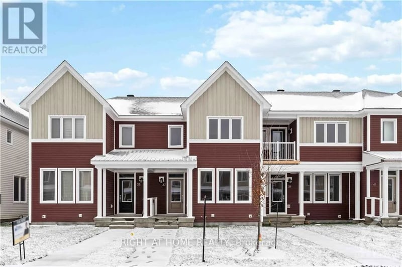 37 CHASING Grove, Ottawa, Ontario, K0A2Z0, Ottawa, Ontario — photo 1 of 5