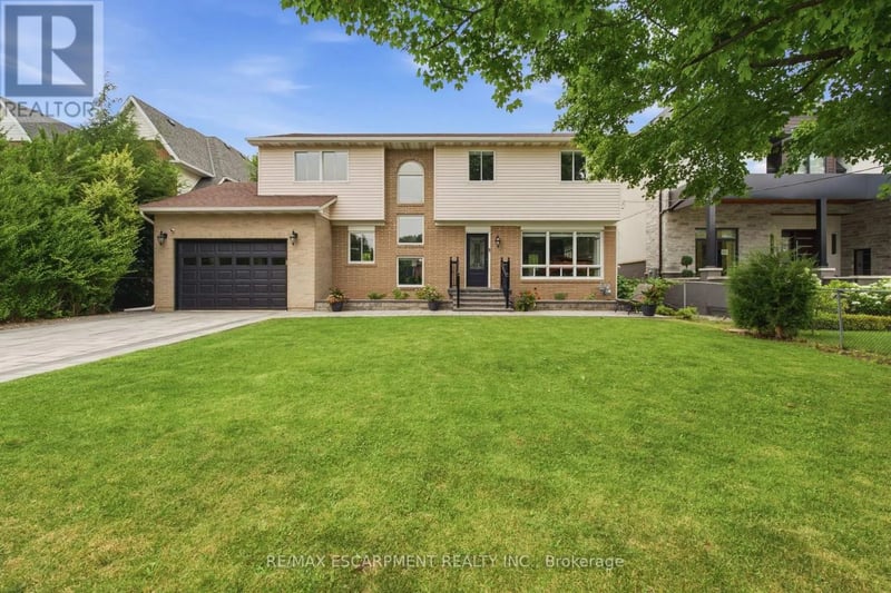 513 Maplehurst Avenue, Oakville (WO West), Ontario, L6L4Y8, Oakville (WO West), Ontario — photo 1 of 5