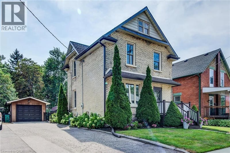 12 QUEEN MARY Street, New Hamburg, Ontario, N3A2C2, New Hamburg, Ontario — photo 1 of 5