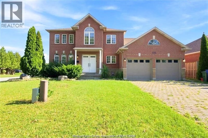 936 NORTH TALBOT Road, Windsor, Ontario, N9G2S3, Windsor, Ontario — photo 1 of 5