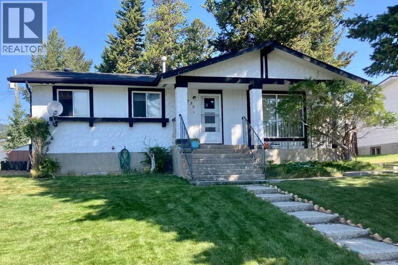 7725 28 Avenue South, Coleman, Alberta, T0K0M0, Coleman, Alberta — photo 1 of 5