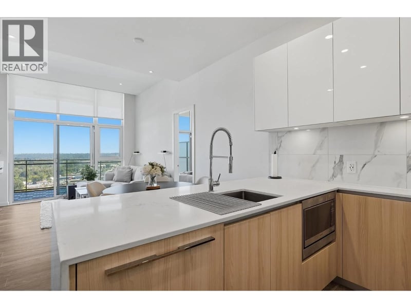 #2503 5311 GORING Street, Burnaby, British Columbia, V5B0B5, Burnaby, British Columbia — photo 1 of 5