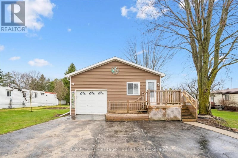 25 Fourth Avenue, Wellington North, Ontario, N0G2K0, Wellington North, Ontario — photo 1 of 5