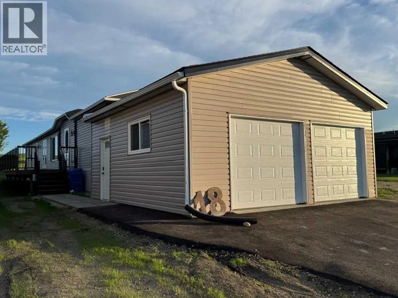 18 McKay Place, Blackfalds, Alberta, T4M0X5, Blackfalds, Alberta — photo 1 of 5