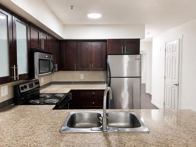 #107 13958 108 AVE, Surrey, British Columbia, V3T0B4, Surrey, British Columbia — photo 1 of 5