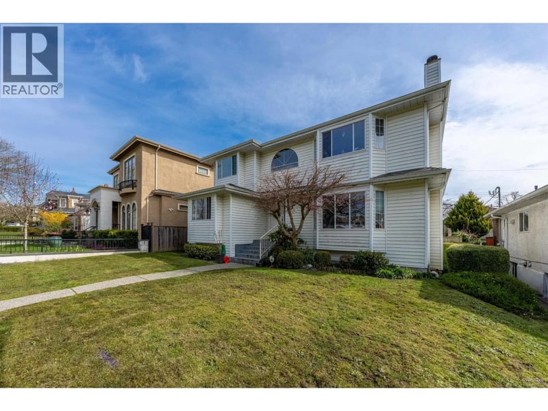 5592 ELIZABETH Street, Vancouver, British Columbia, V5Y3J9, Vancouver, British Columbia — photo 1 of 5