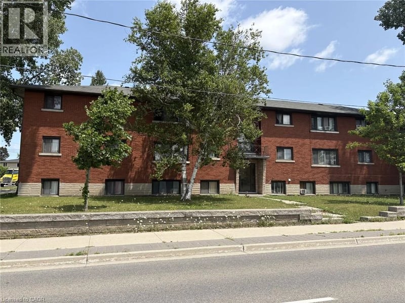 368 WEBER Street West, Kitchener, Ontario, N2H4B2, Kitchener, Ontario — photo 1 of 5