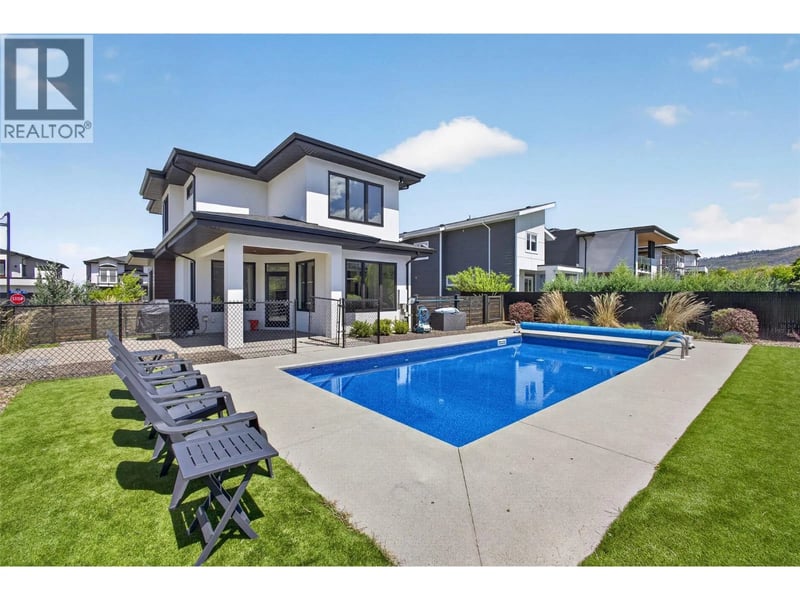 1265 Ponds Avenue, Kelowna, British Columbia, V1W5N1, Kelowna, British Columbia — photo 1 of 5