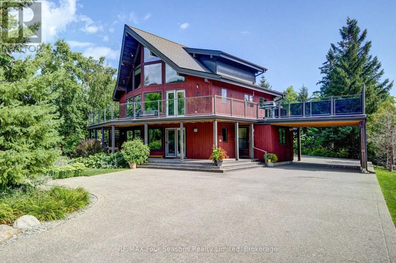 141 Jozo Weider Boulevard, Blue Mountains, Ontario, L9Y0P7, Blue Mountains, Ontario — photo 1 of 5
