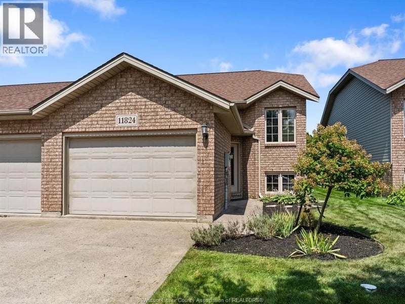 11824 BOULDER Crescent, Windsor, Ontario, N8P1Z8, Windsor, Ontario — photo 1 of 5