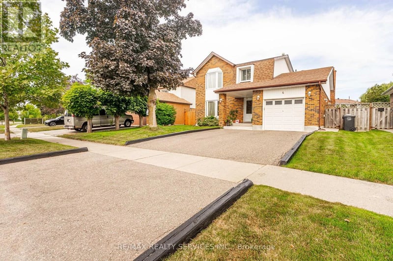 4 Markham Street, Brampton (Central Park), Ontario, L6S2X7, Brampton (Central Park), Ontario — photo 1 of 5