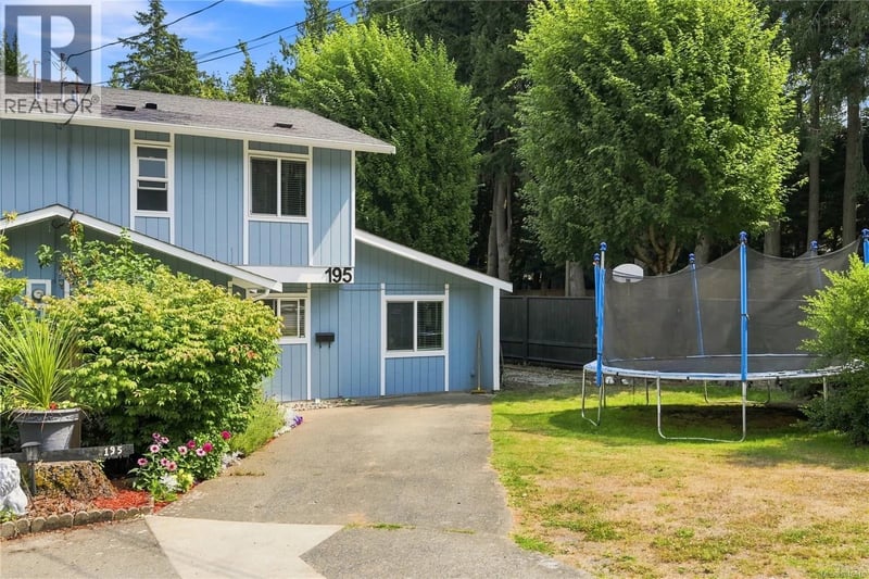 195 Atkins Road, View Royal, British Columbia, V9B2Z9, View Royal, British Columbia — photo 1 of 5
