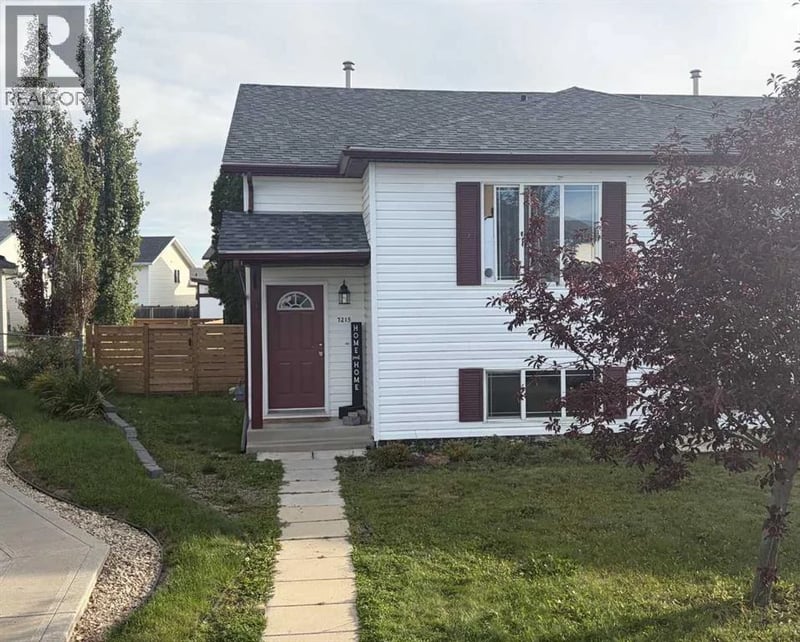 7215 105 Street, Grande Prairie, Alberta, T8W2S6, Grande Prairie, Alberta — photo 1 of 5