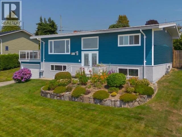 3848 GORDON AVE, Powell River, British Columbia, V8A2T5, Powell River, British Columbia — photo 1 of 5