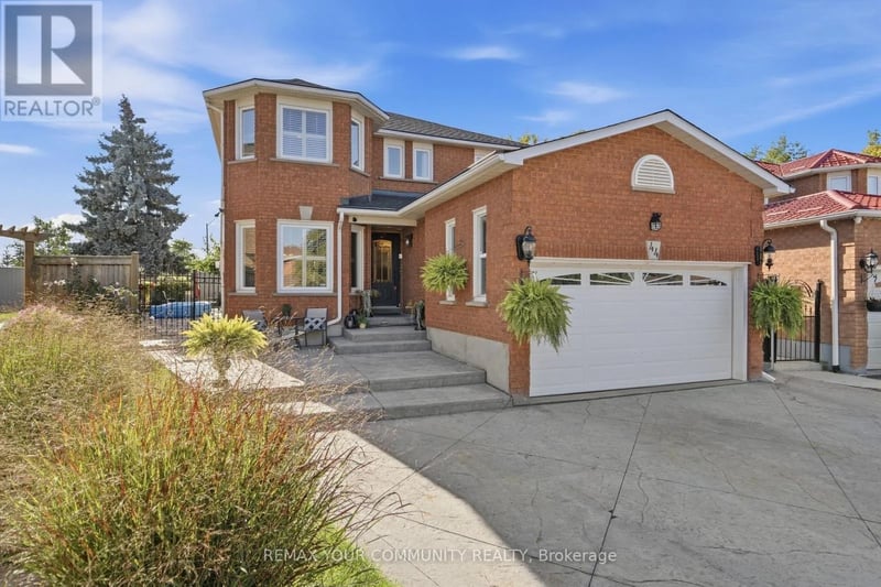 44 Candy Crescent West, Brampton (Northwood Park), Ontario, L6X3Z6, Brampton (Northwood Park), Ontario — photo 1 of 5