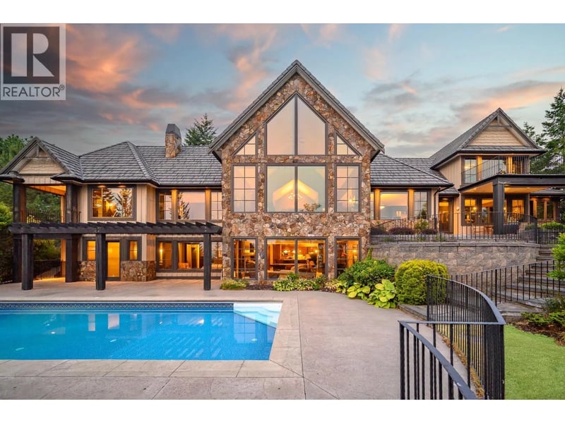 3006 Coachwood Crescent, Coldstream, British Columbia, V1B3Y4, Coldstream, British Columbia — photo 1 of 5