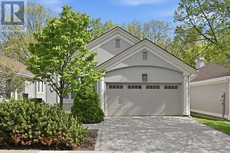 #4 1095 Skyview Drive, Burlington (Tyandaga), Ontario, L7P4W7, Burlington (Tyandaga), Ontario — photo 1 of 5