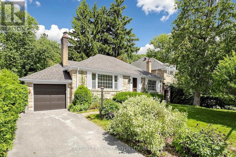 50 Plymbridge Road, Toronto (Bridle Path-Sunnybrook-York Mills), Ontario, M2P1A3, Toronto (Bridle Path-Sunnybrook-York Mills), Ontario — photo 1 of 5